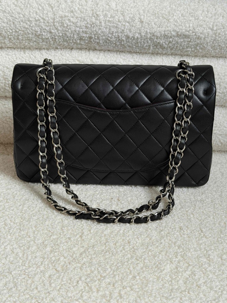 Chanel Classic Medium Double Flap torebka