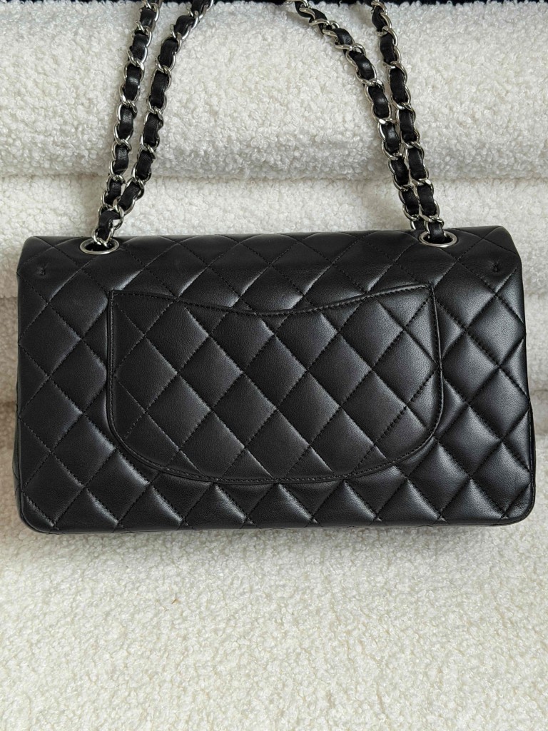 Chanel Classic Medium Double Flap torebka