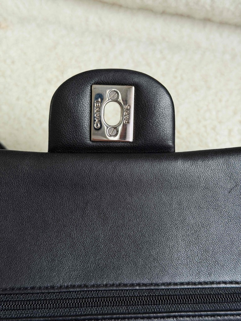 Chanel Classic Medium Double Flap torebka