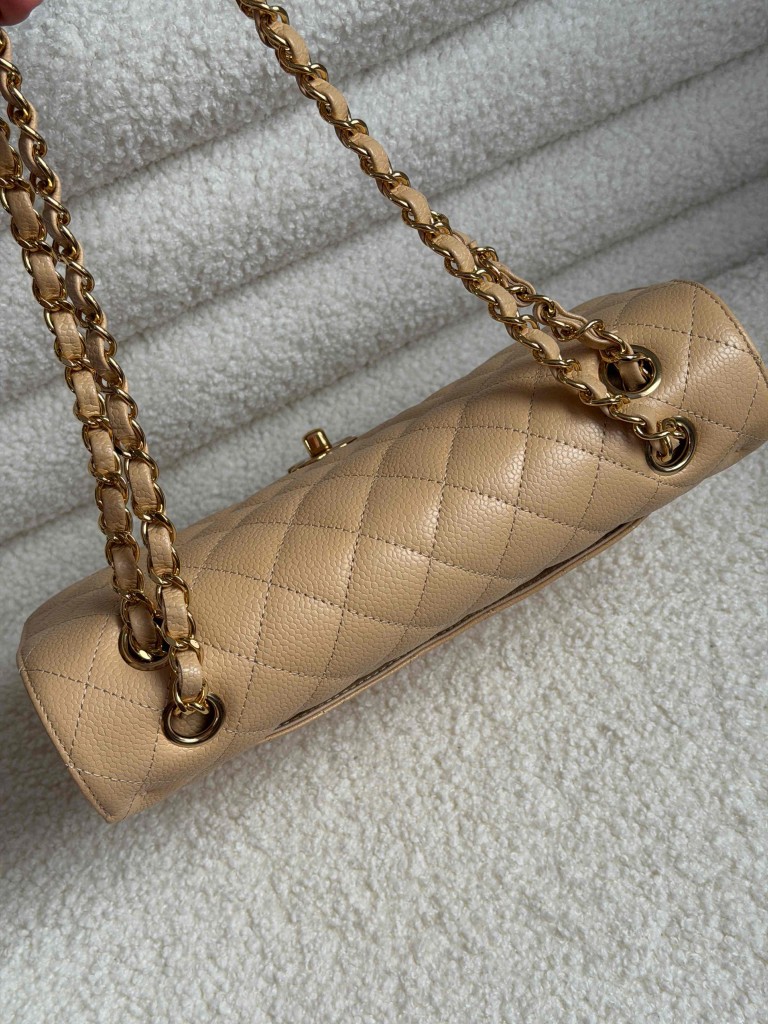 Chanel Classic Medium Double Flap torebka