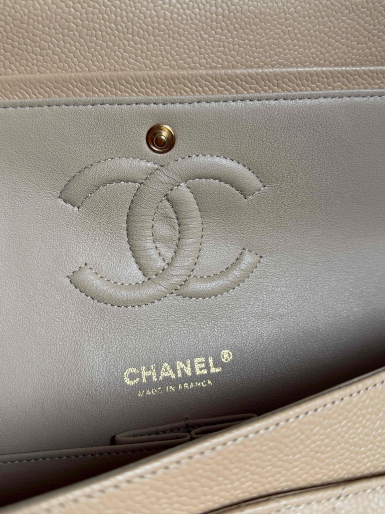 Chanel Classic Medium Double Flap torebka