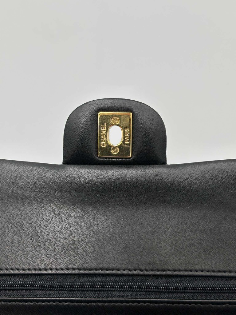 Chanel Classic Medium Double Flap torebka