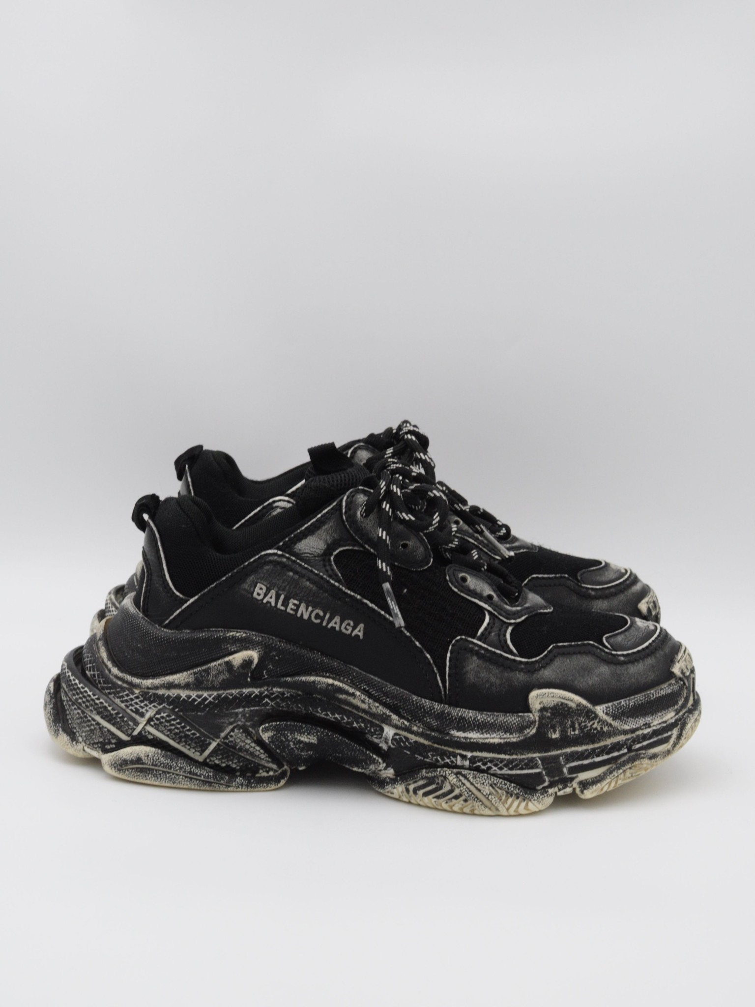Balenciaga sneakersy Triple S