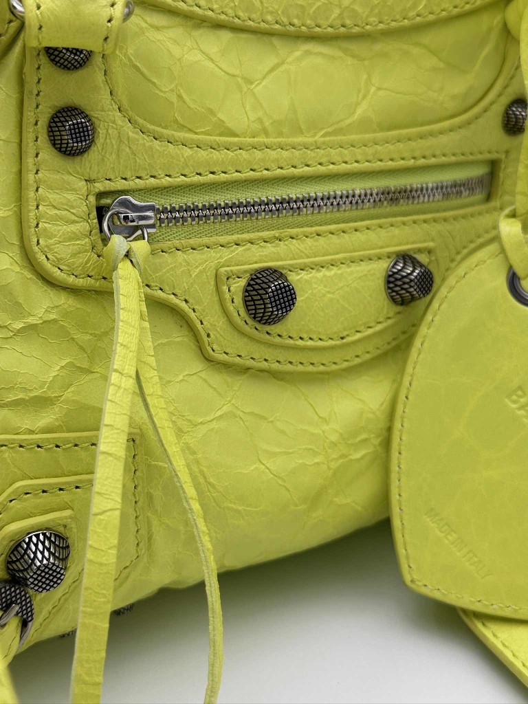 Balenciaga Neo Cagole City XS bag