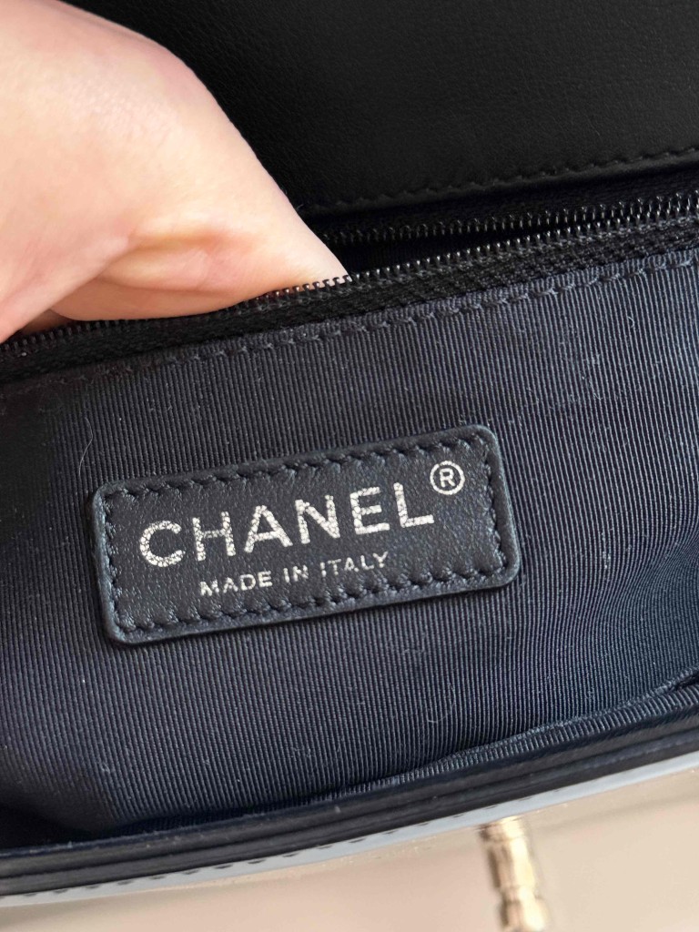 Chanel Boy New Medium torebka