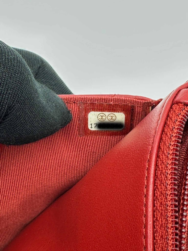 Chanel Wallet on Chain