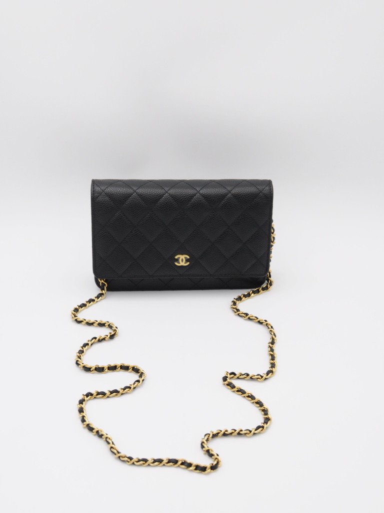 Chanel wallet on chain