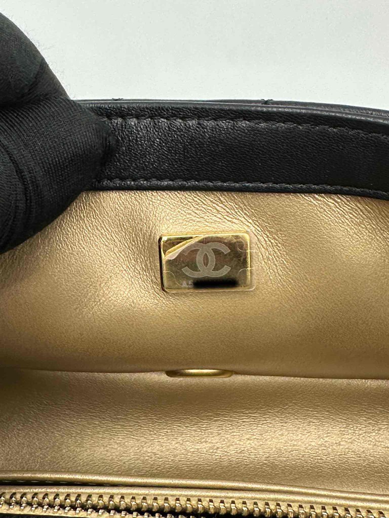 Torebka Chanel Mini Pearl Crush