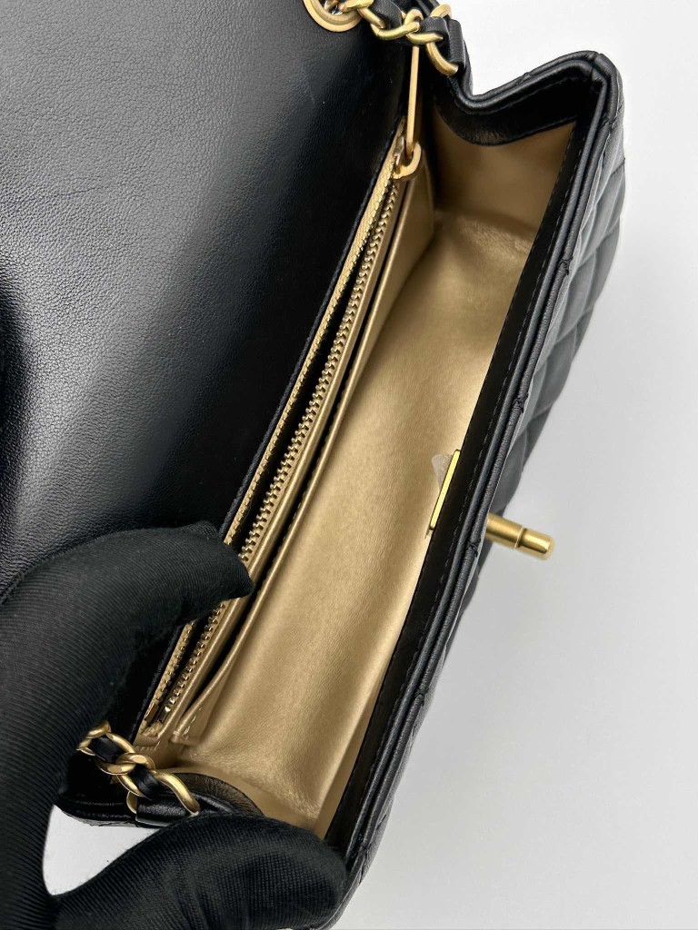 Torebka Chanel Mini Pearl Crush