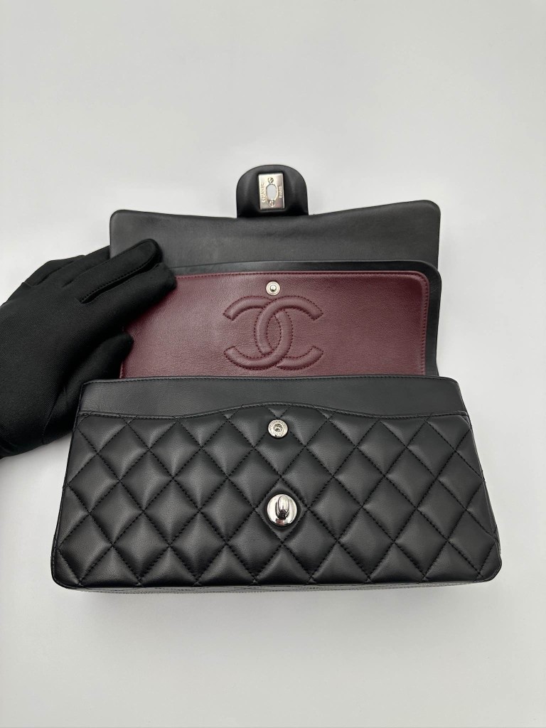 Chanel Classic Medium Double Flap torebka
