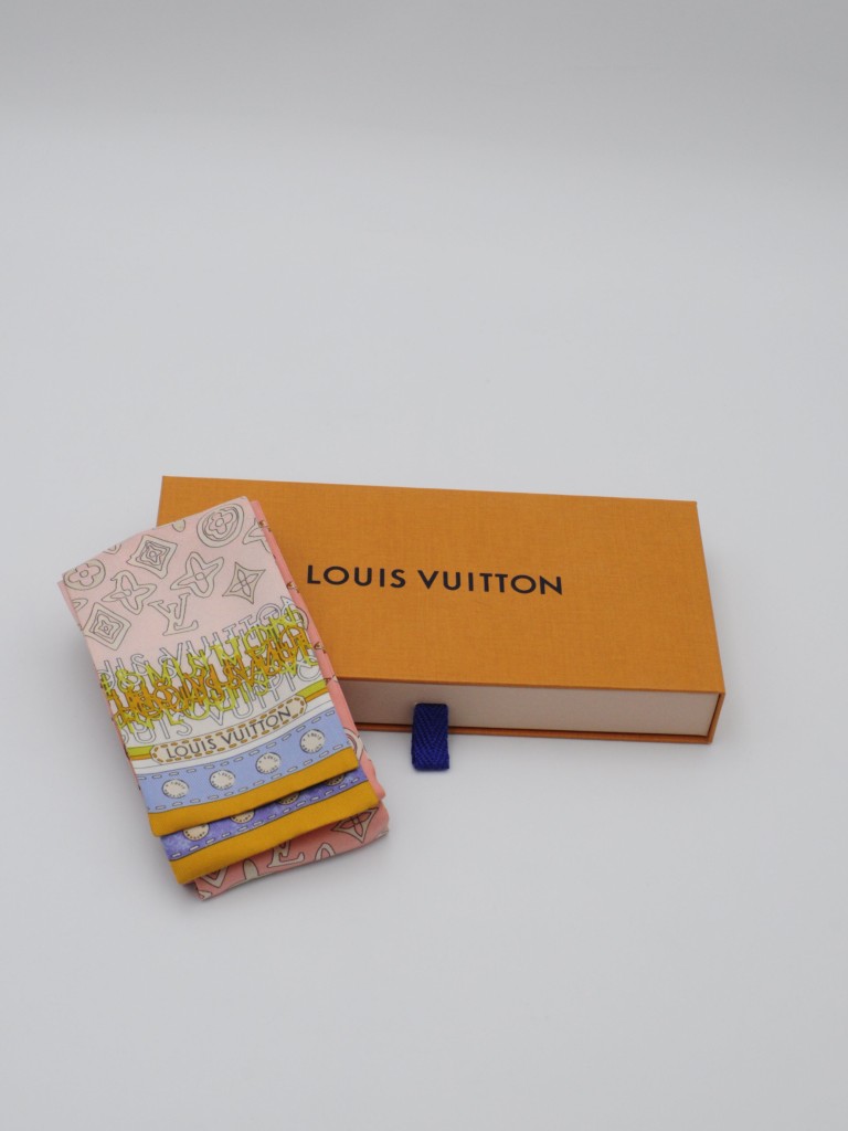 Louis Vuitton apaszka