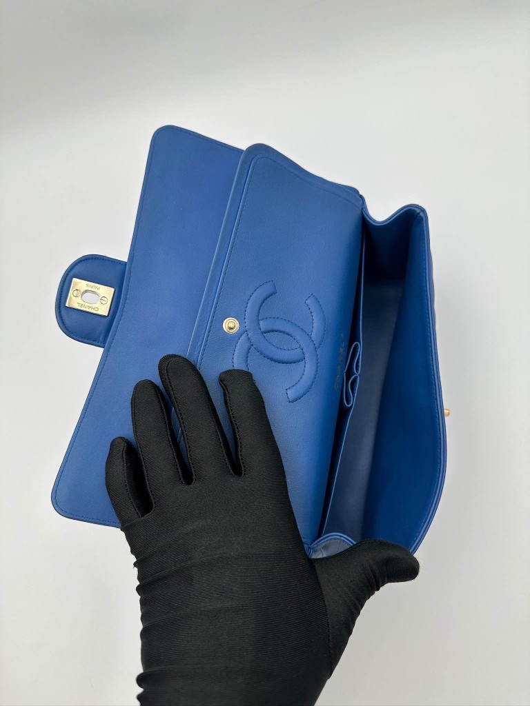 Chanel Classic Medium Double Flap torebka