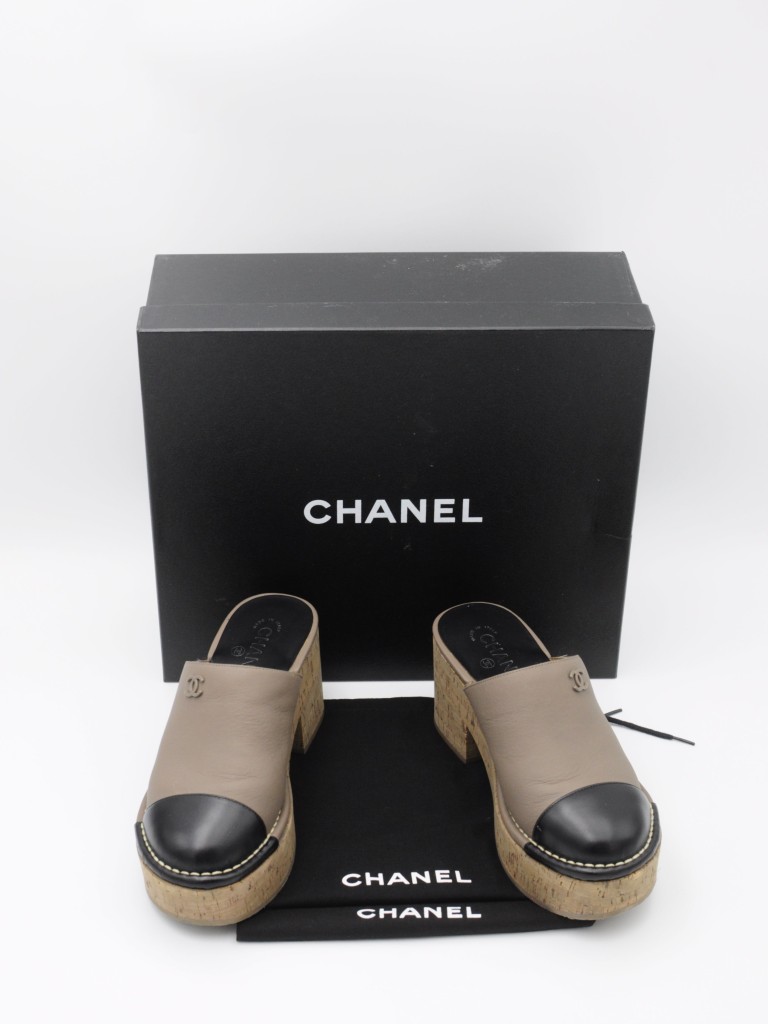Chanel klapki