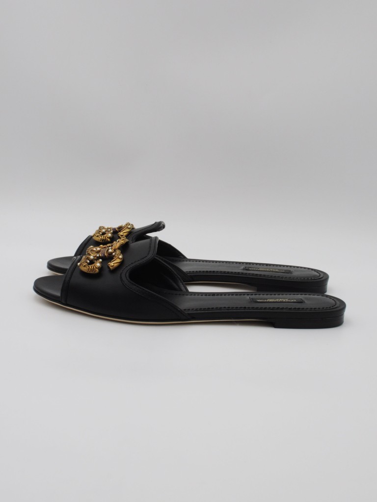 Dolce & Gabbana slides