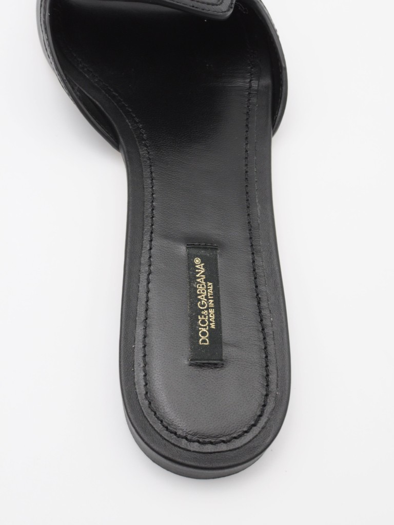 Dolce & Gabbana slides