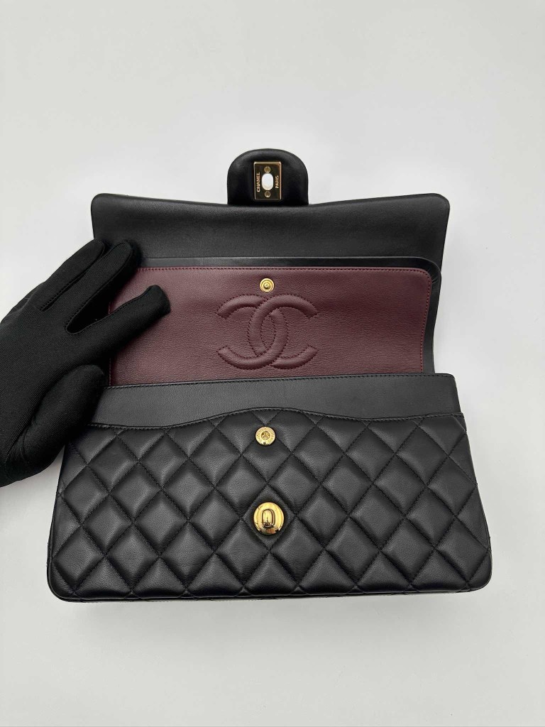 Chanel Classic Medium Double Flap torebka