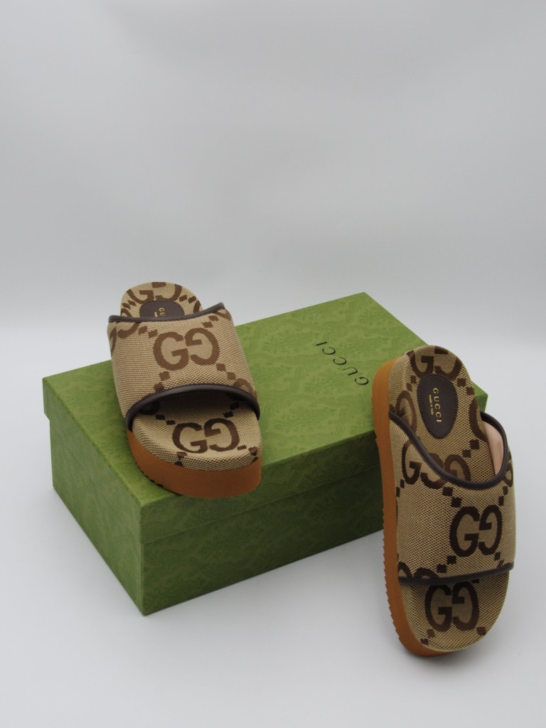 Gucci klapki