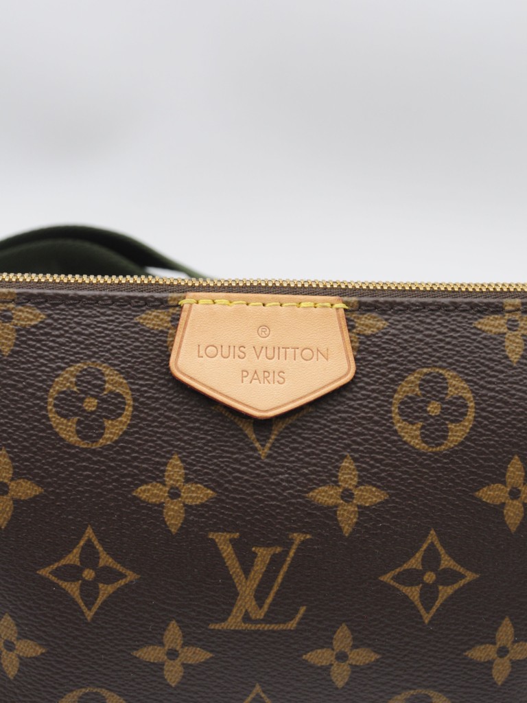 Louis Vuitton Multi Pochette bag