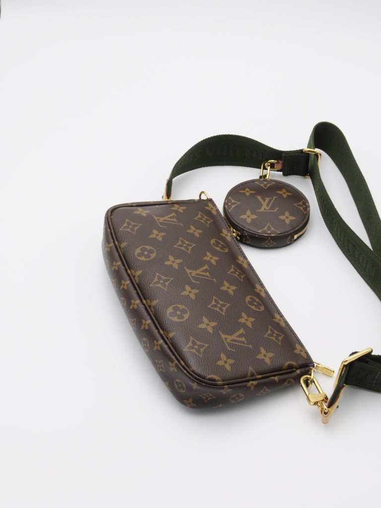 Louis Vuitton Multi Pochette bag