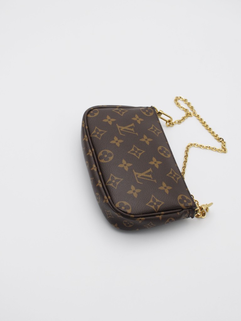 Louis Vuitton Multi Pochette bag