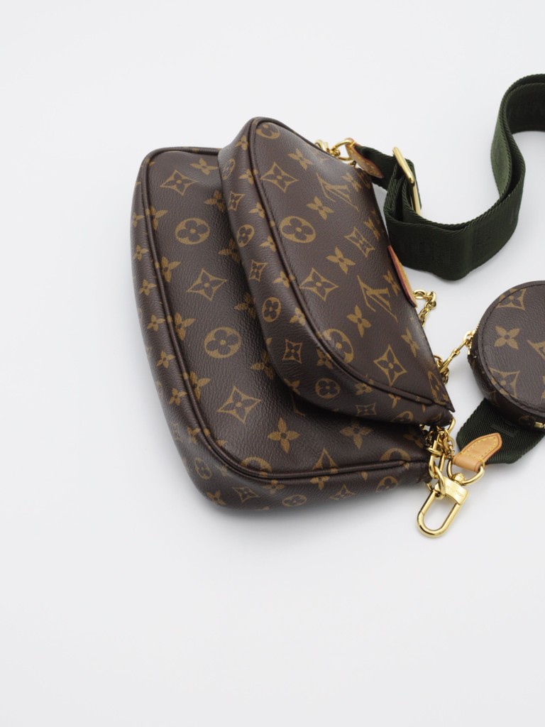 Louis Vuitton Multi Pochette bag