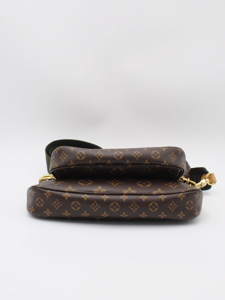 Louis Vuitton Multi Pochette bag