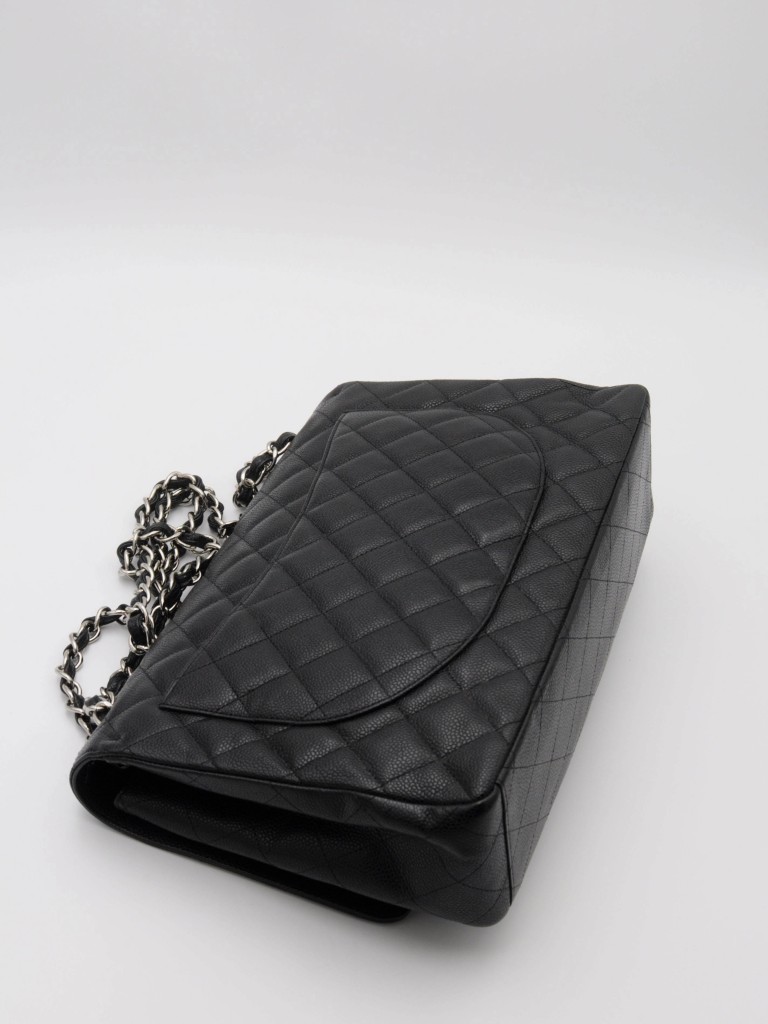Chanel Classic Maxi Single Flap torebka