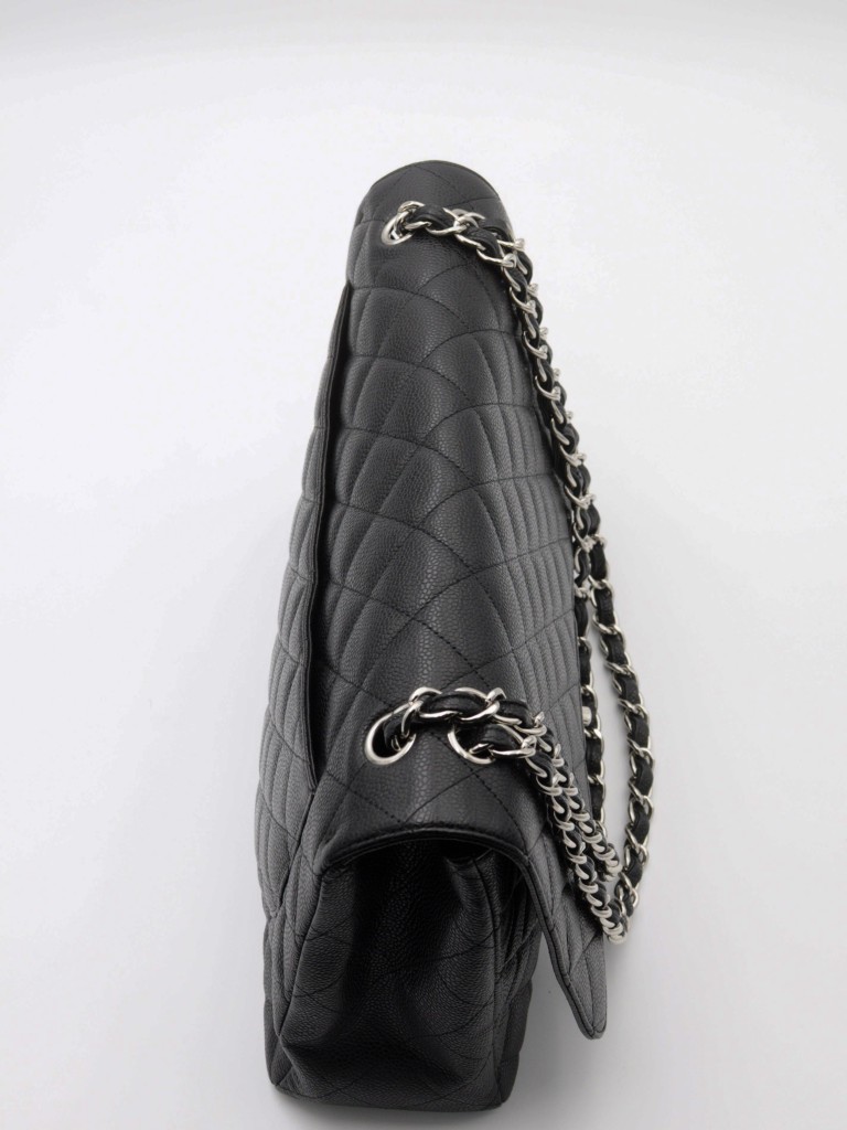Chanel Classic Maxi Single Flap torebka
