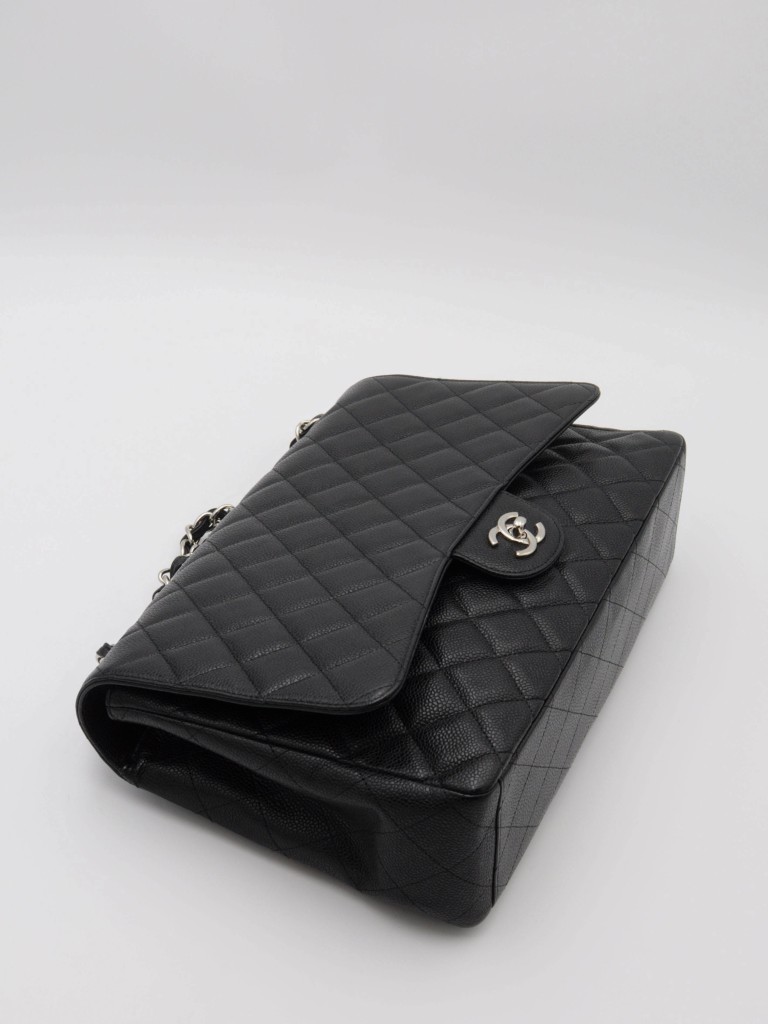 Chanel Classic Maxi Single Flap torebka