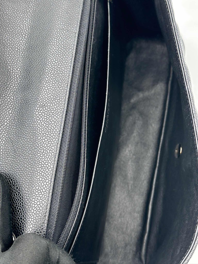 Chanel Classic Maxi Single Flap torebka