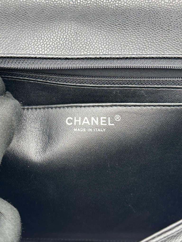 Chanel Classic Maxi Single Flap torebka