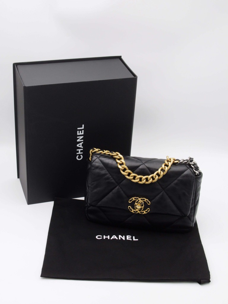 Chanel 19 Small torebka