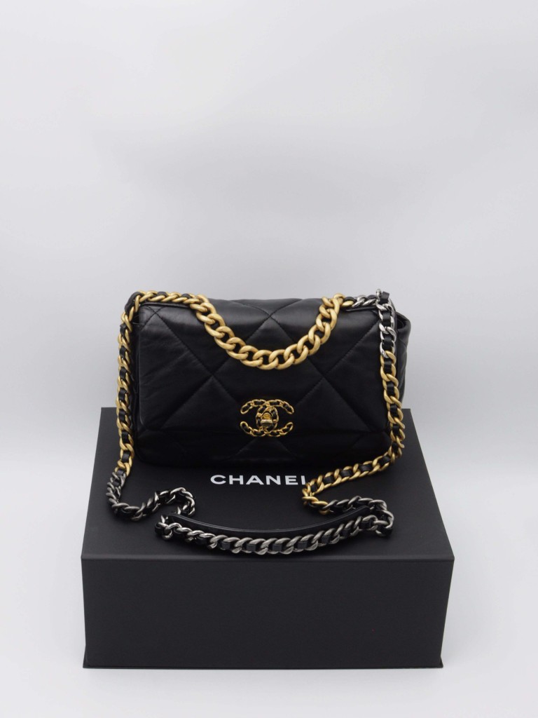 Chanel 19 Small torebka