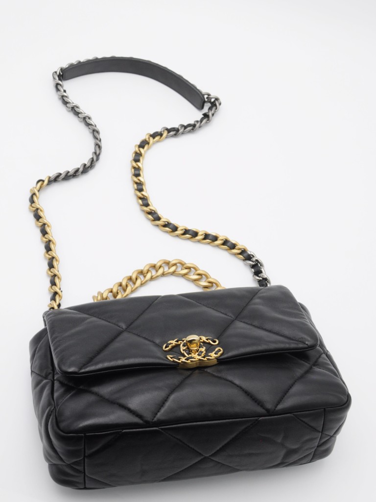 Chanel 19 Small torebka