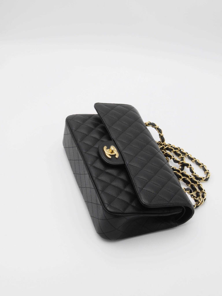 Chanel Classic Medium Double Flap torebka