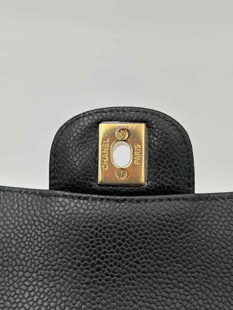 Chanel Classic Medium Double Flap torebka