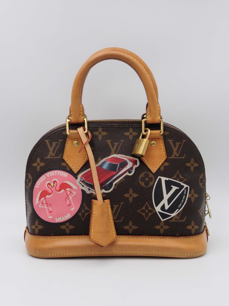 Louis Vuitton Alma BB World Tour torebka