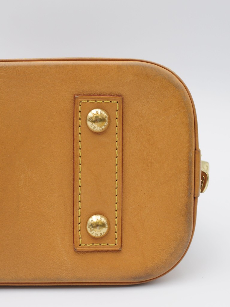 Louis Vuitton Alma BB World Tour torebka