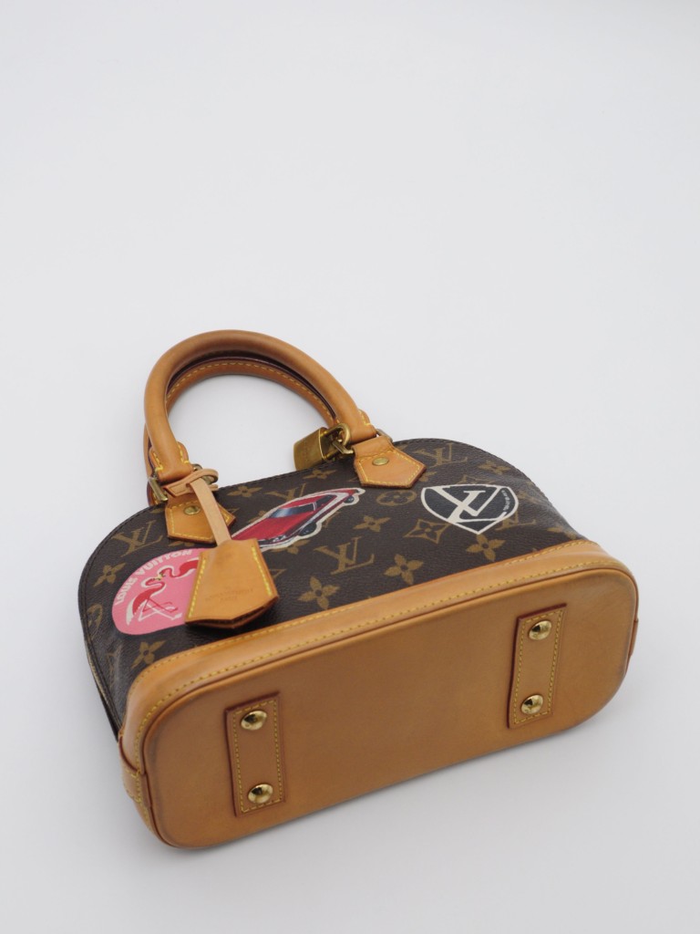 Louis Vuitton Alma BB World Tour torebka