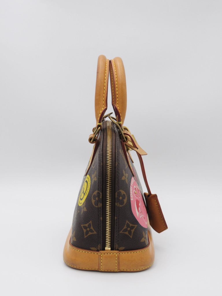 Louis Vuitton Alma BB World Tour torebka