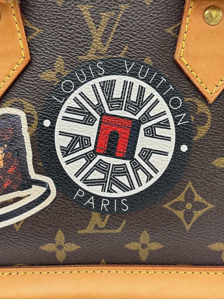 Louis Vuitton Alma BB World Tour torebka