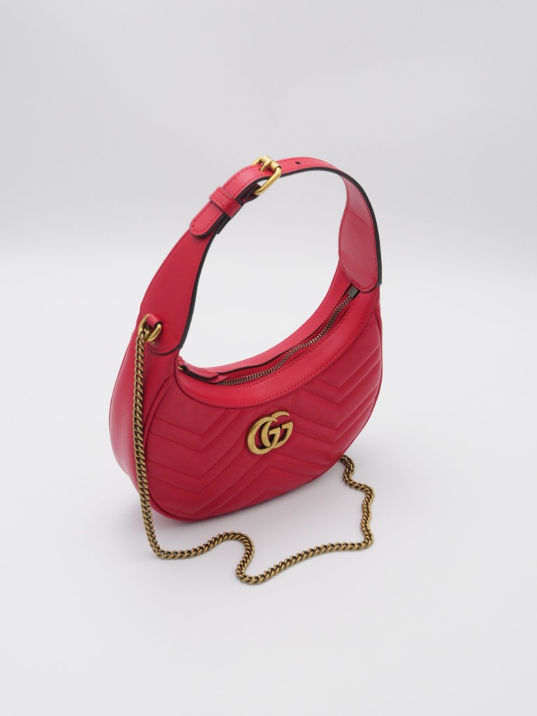 Gucci GG Marmont Small half-moon torebka