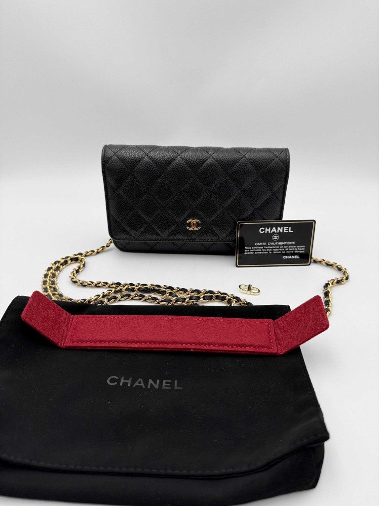 Chanel Wallet on Chain