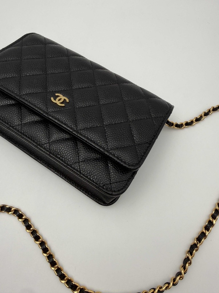 Chanel Wallet on Chain