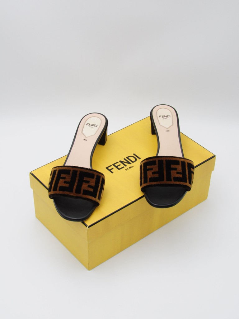 Fendi slides