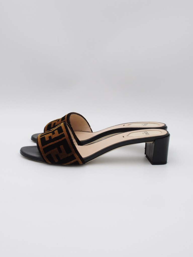 Fendi slides