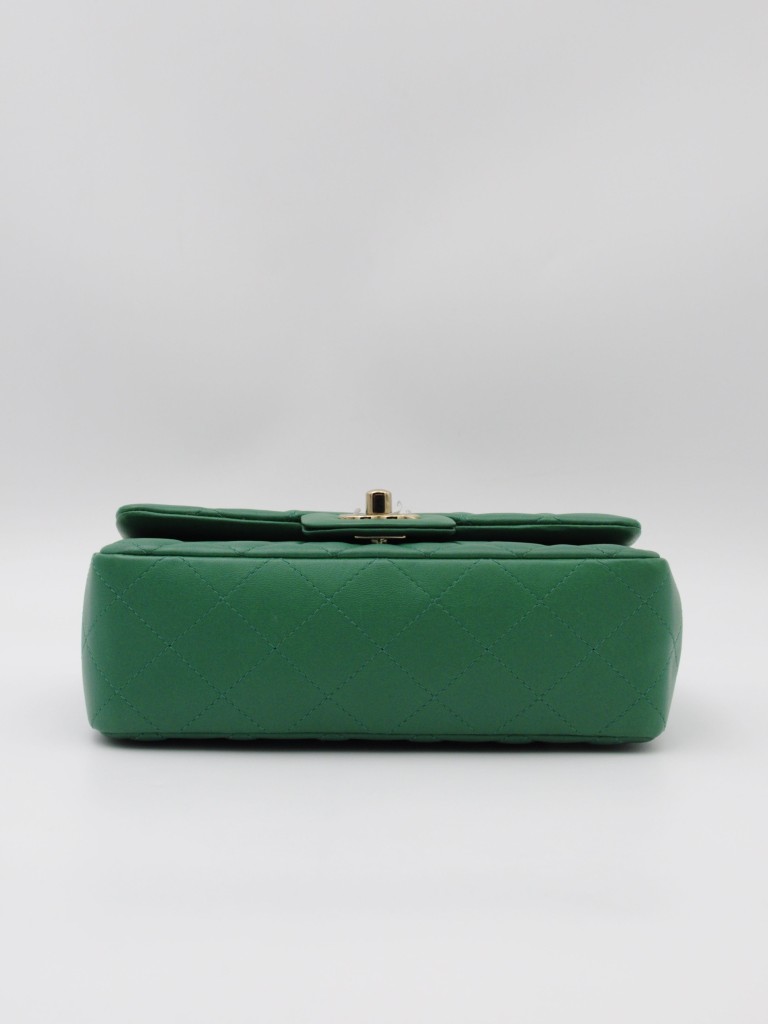 Chanel Classic Mini bag