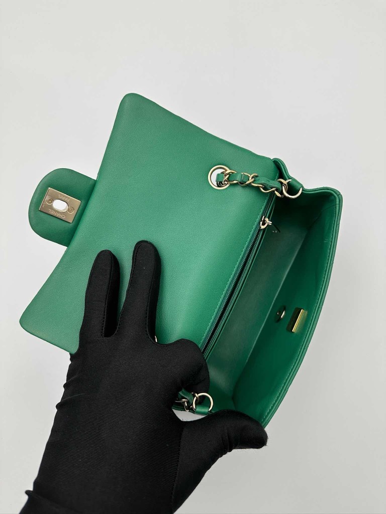 Chanel Classic Mini bag