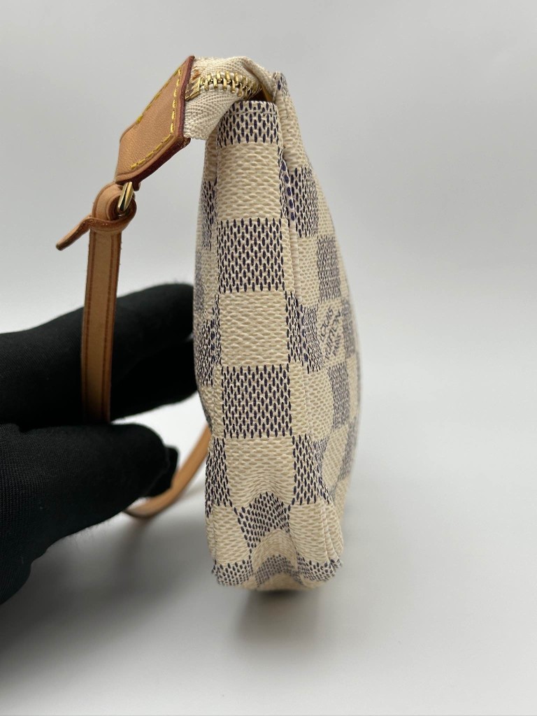 Louis Vuitton Pochette Accessoires torebka