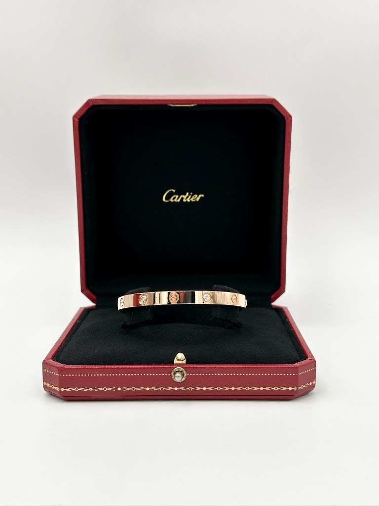 Cartier Love 4 diamonds bracelet